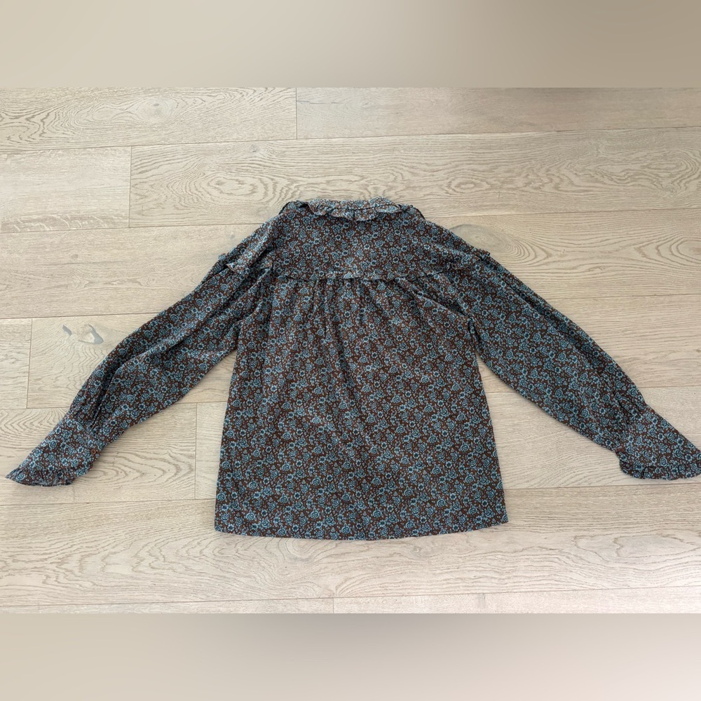 Helder Korean Couture Button Down Floral Blouse - Picture 16 of 16